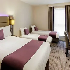https://premier-inn-stockport-central.hotelsin-chester.com